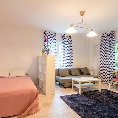 Vlad House Iancului Mihai Bravu Bukarest Exteriör bild