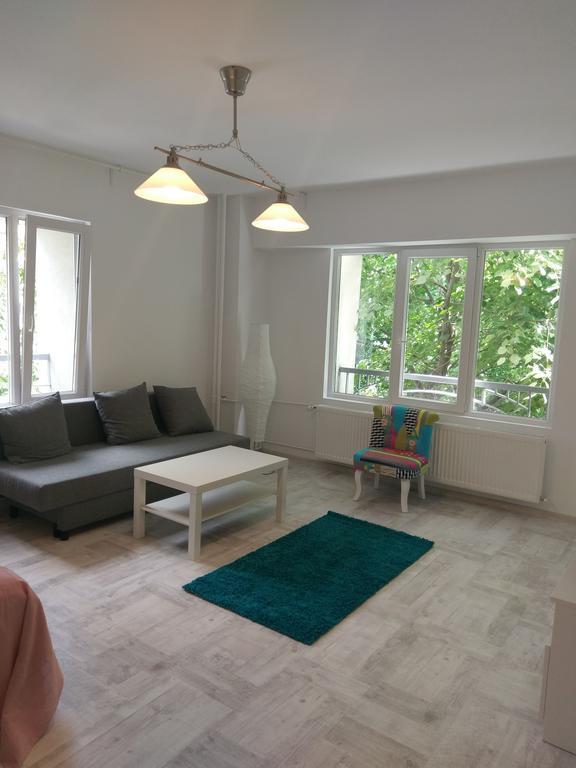 Vlad House Iancului Mihai Bravu Bukarest Exteriör bild